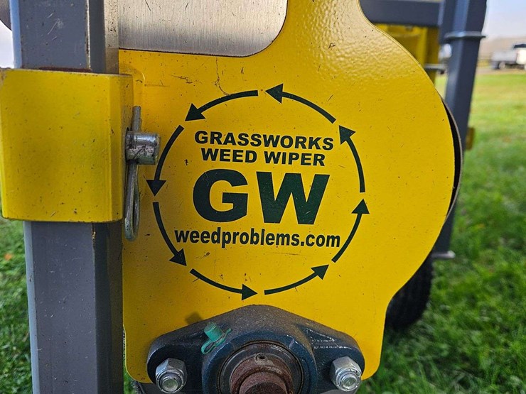 grass-works-weed-wiper-image-5