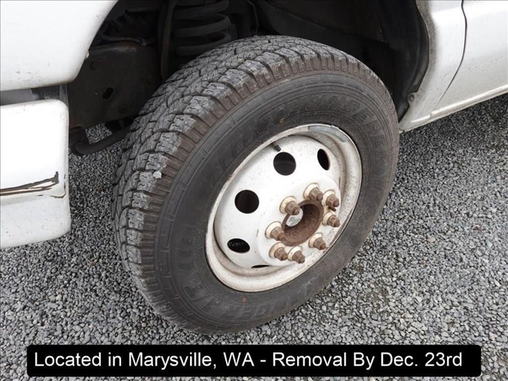 1998-ford-e350-image-17