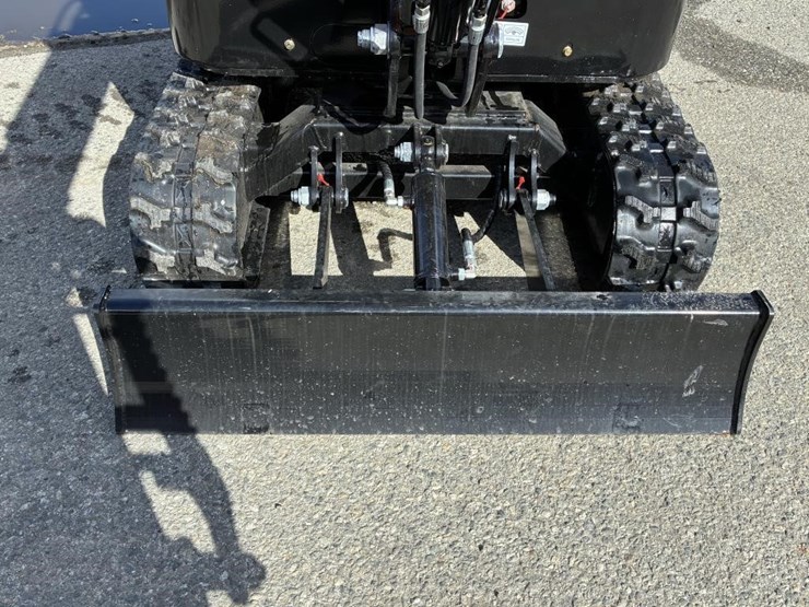 2025-miva-va15-hydraulic-excavator-image-5