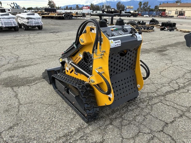 2025-sd-lanch-sdll60-skid-steer-image-4