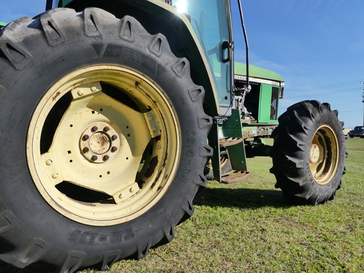 john-deere-6410-image-8