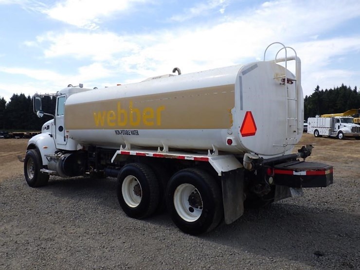 2016-peterbilt-348-image-5