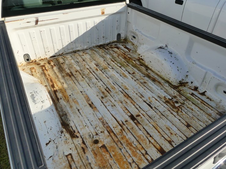 2013-ford-f150-xl-image-7