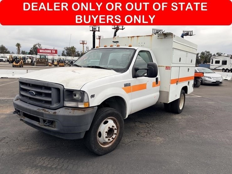 2004-ford-f450-image-1