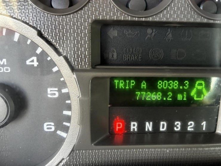 2010-ford-f350-image-13