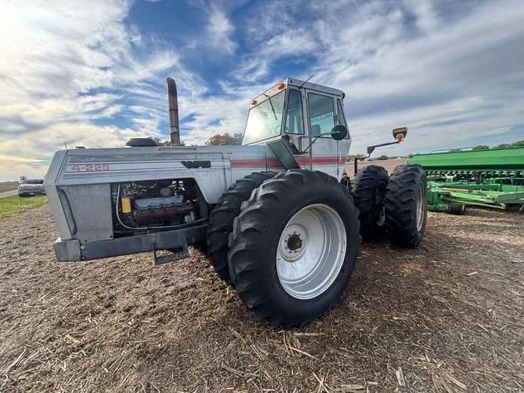 1986-white-4-225-image-1