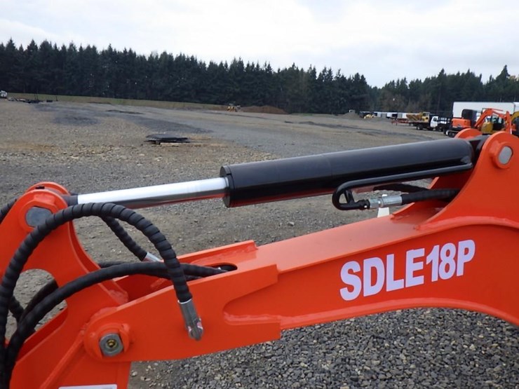 2025-sdlanch-sdle18p-hydraulic-excavator-image-7