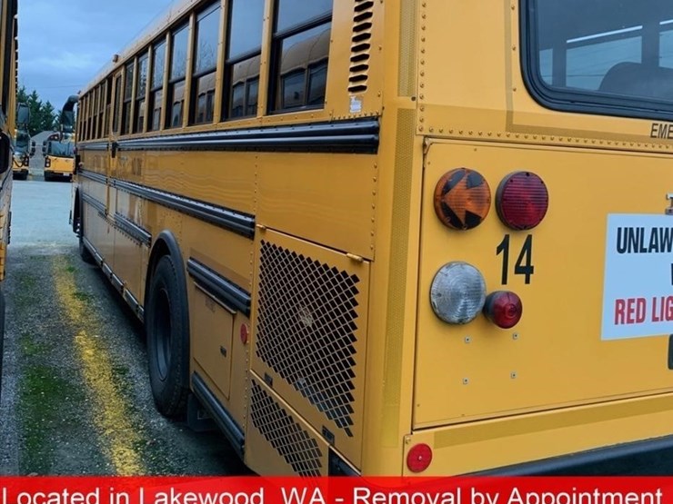 2008-thomas-saf-t-liner-hdx-image-4