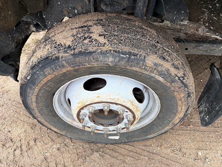 2019-ford-f550-image-19