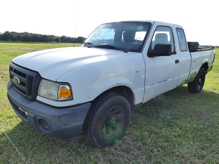 2011-ford-ranger-image-2