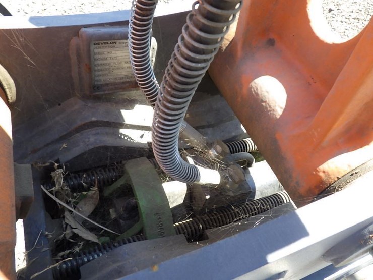 2023-develon-dx85r-3-hydraulic-excavator-image-10