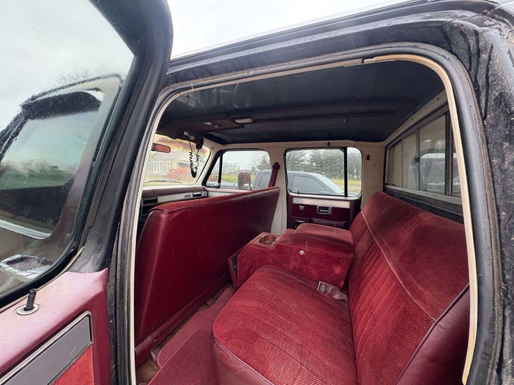 1988-gmc-sierra-3500-image-27