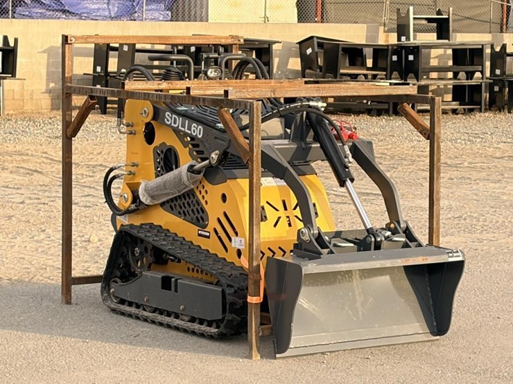 2025-sd-lanch-sdll60-skid-steer-loader-image-2