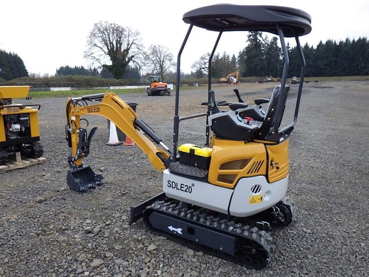 2025-sdlanch-sdle20-hydraulic-excavator-image-2