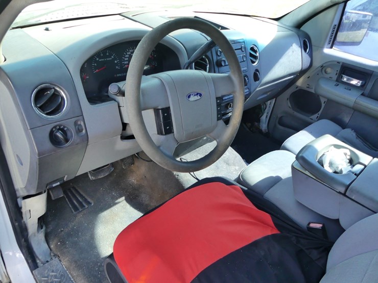 2004-ford-f150-xlt-image-9