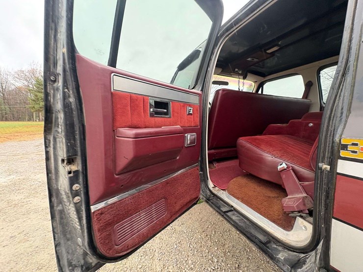 1988-gmc-sierra-3500-image-28