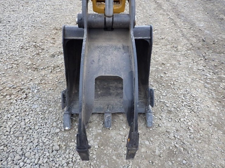 caterpillar-305.5e2-image-11