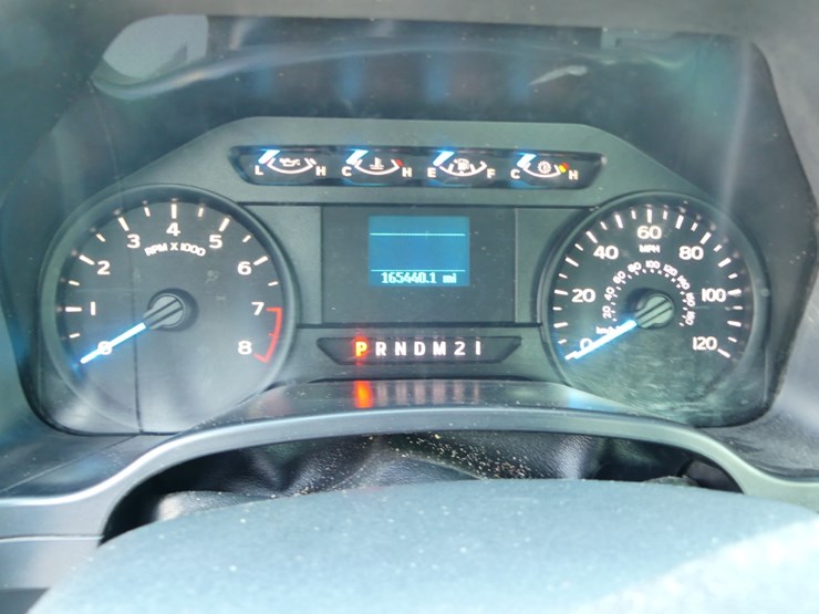 2019-ford-f150-xl-image-12