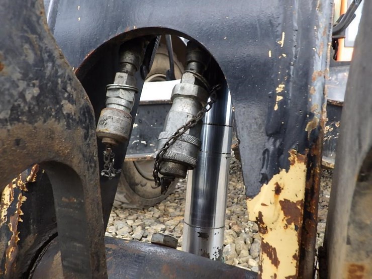 2012-jlg-g10-55a-image-15