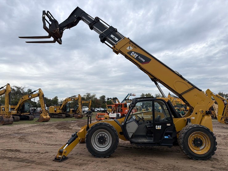 2019-caterpillar-tl1255-image-1