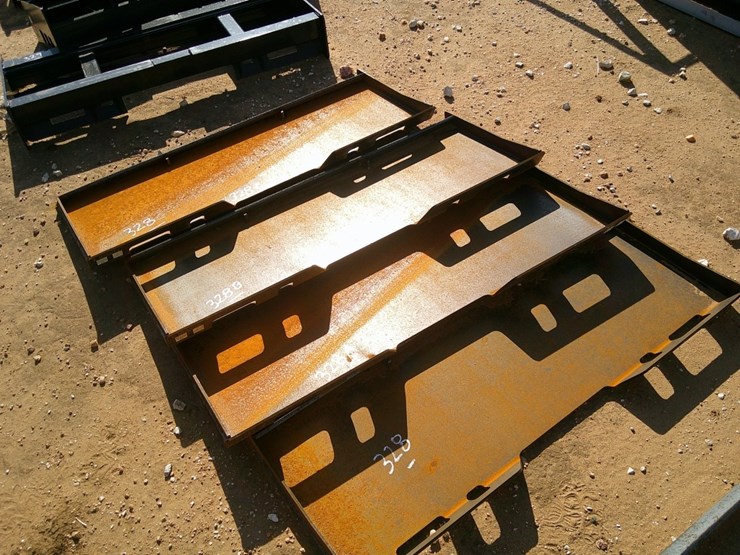 (1)-solid-skid-steer-plate-image-1