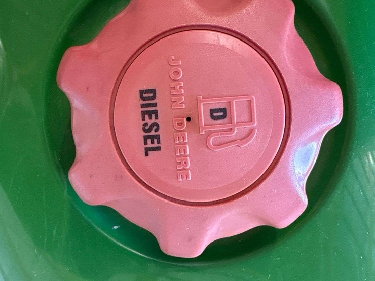 john-deere-x740-image-6