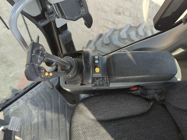 caterpillar-12m3-image-20