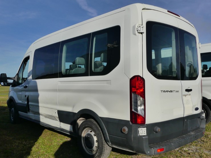 2017-ford-transit-image-4