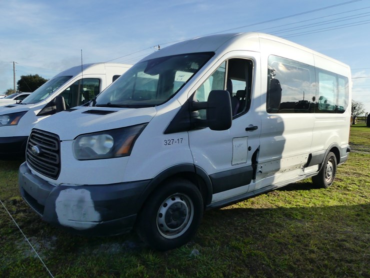 2017-ford-transit-image-1