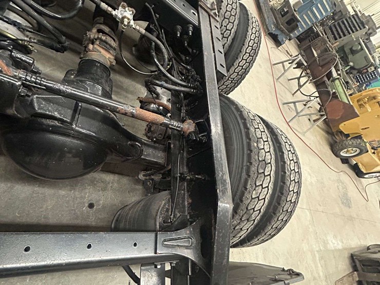 2016-international-prostar-image-6