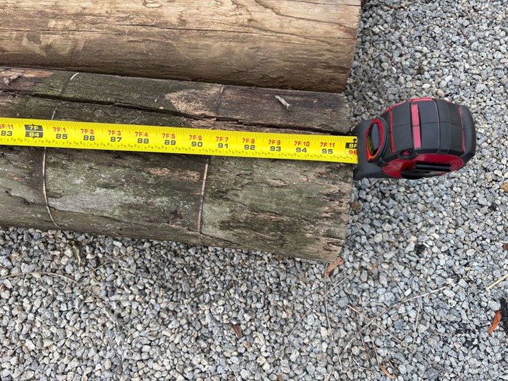 11--assorted-8ft-wooden-post-image-3