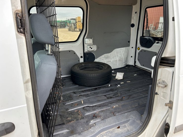 ford-transit-connect-image-9