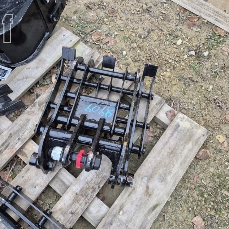 IRLANCH MINI EXCAVATOR GRAPPLE