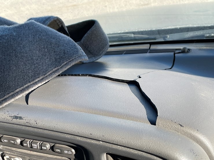 #5-•-2003-chevy-silverado-truck-(has-az-title)-image-90