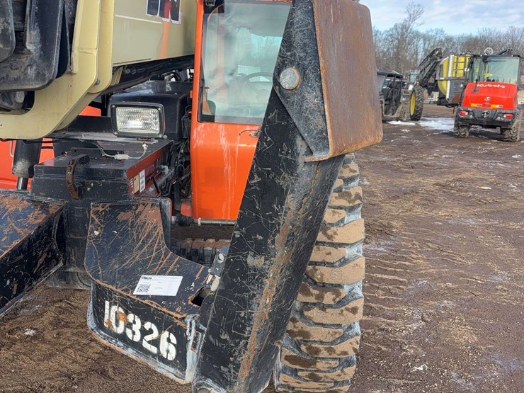 2015-jlg-g10-55a-image-26