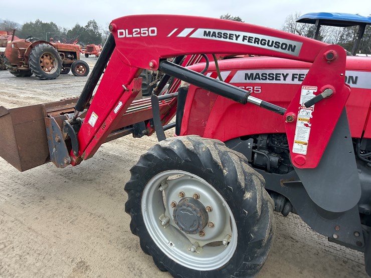 massey-ferguson-2635-image-8