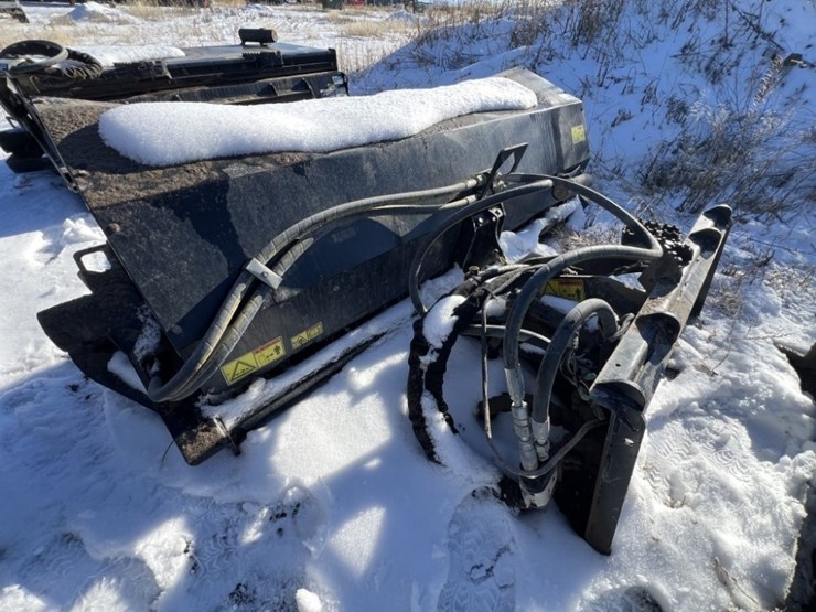 caterpillar-ba118c-angle-broom-image-4