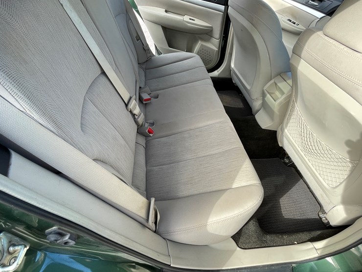 #8-•-2014-subaru-legacy-wagon-(nm-title-in-delay)-image-105