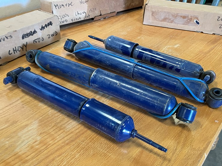 chevrolet-silverado-1500-image-2