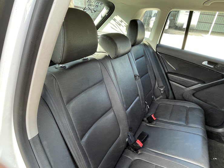 #3-•-volkswagen-tiguan-(nm-title-in-delay)-image-103