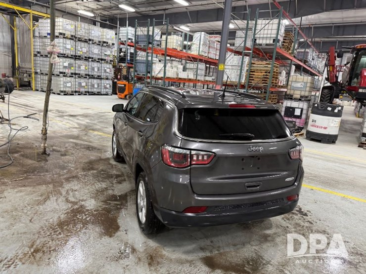 jeep-compass-image-14