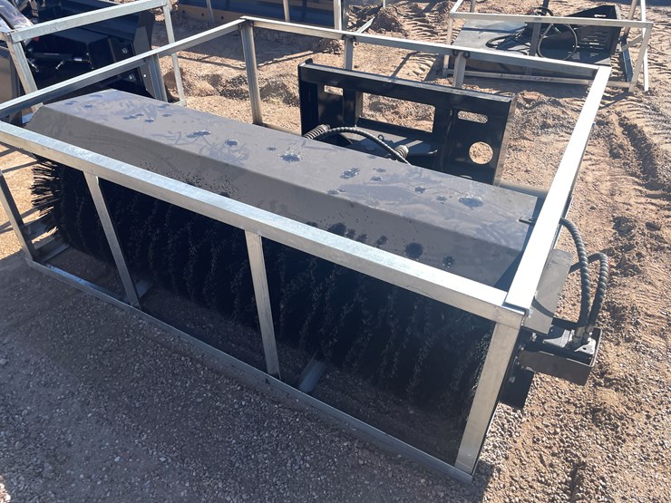 #253-•-bobcat-manual-angled-sweeper-image-17