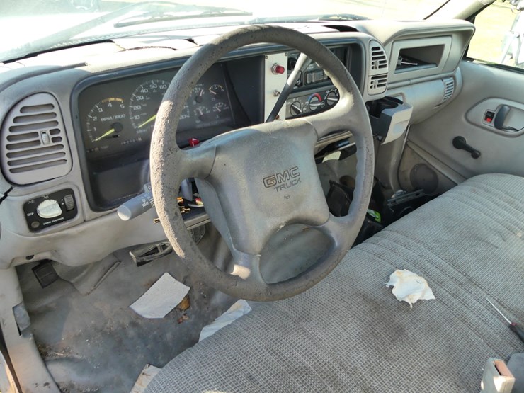 1999-gmc-3500-image-12