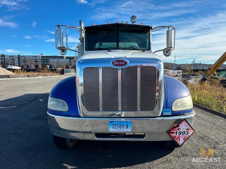 2004-peterbilt-pb335-fuel/lube-truck-xx65317-image-11