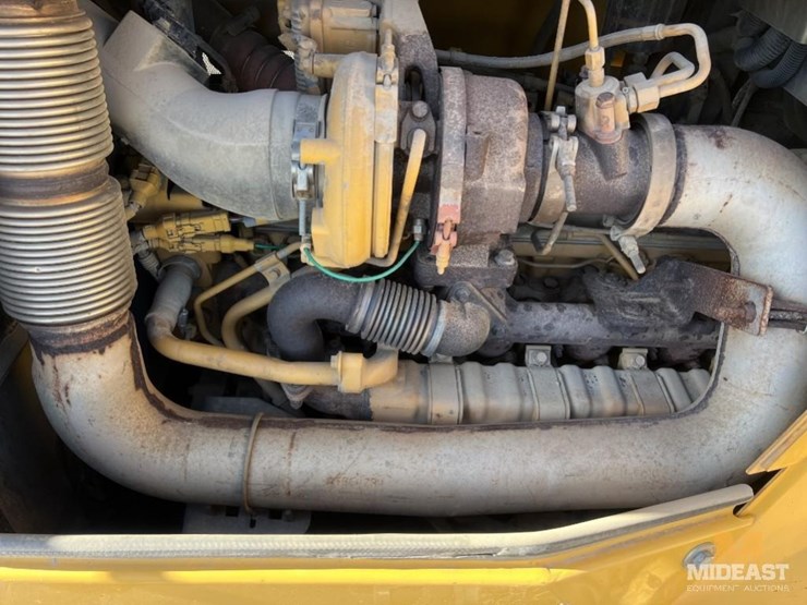 2012-deere-850k-wlt-image-33