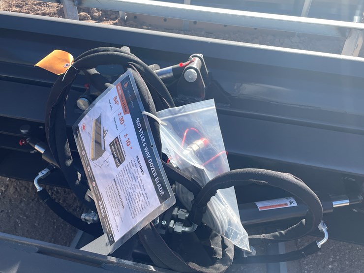 #222-•-6-way-dozer-blade-image-11