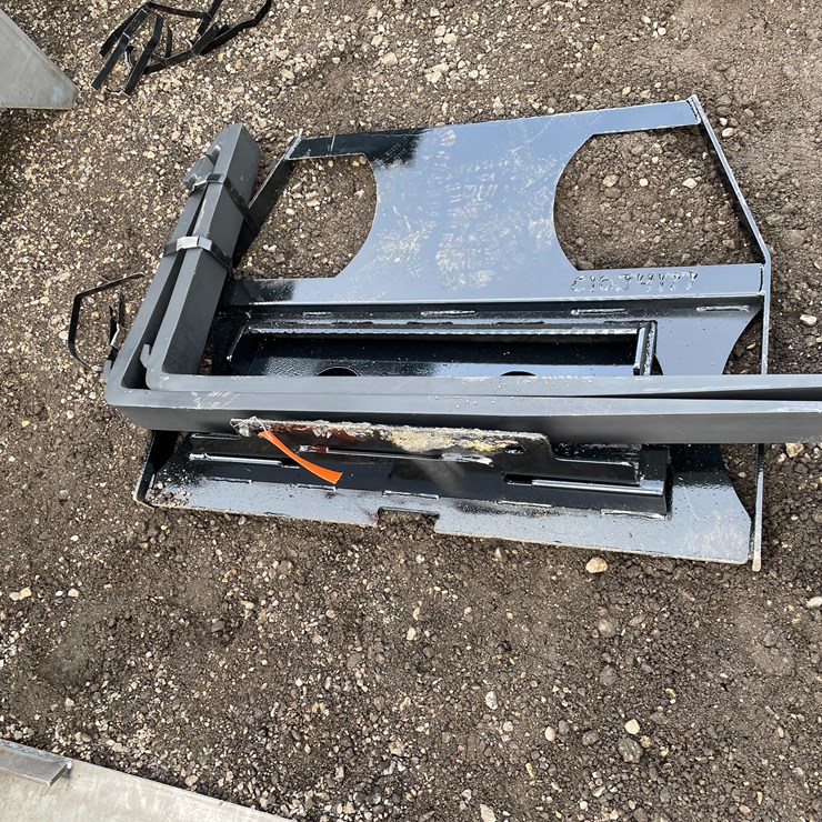 #1217 • Mini Skidsteer Pallet Forks