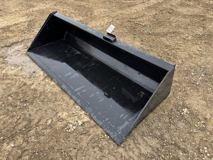 kit-container-90"-skid-steer-bucket-image-1