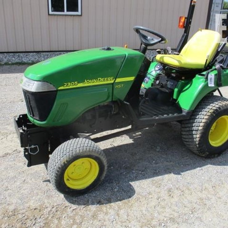 JOHN DEERE 2305