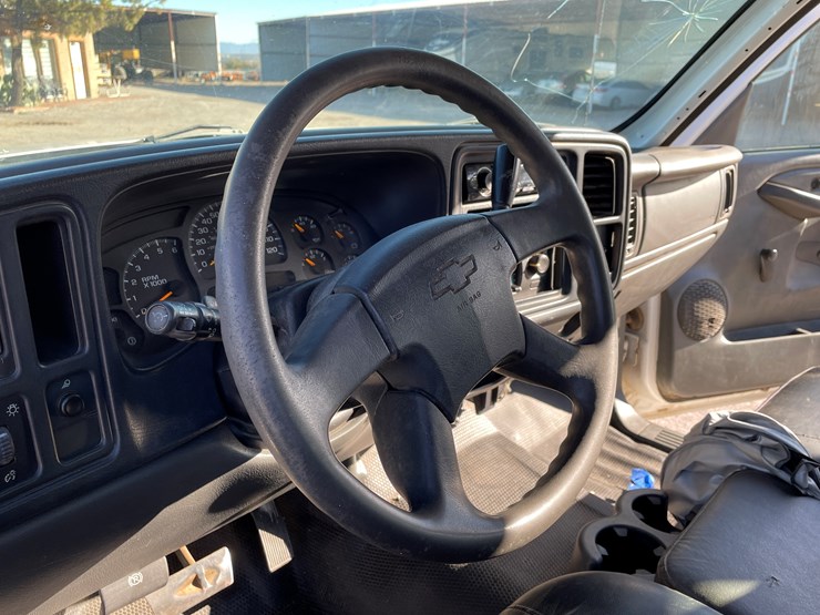 2007-chevrolet-silverado-2500-image-69